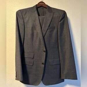 Boss 38R Slim Fit Wool/Silk Peak Lapel Suit